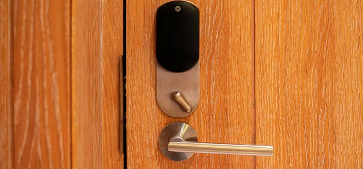 Automatic Locking Door Knob Oxnard